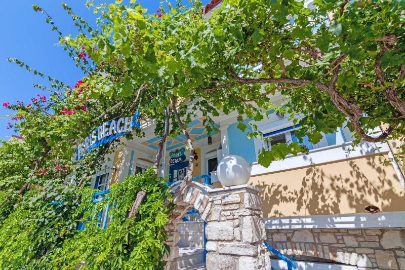 Paris Beach Hotel Ireo  Exterior foto